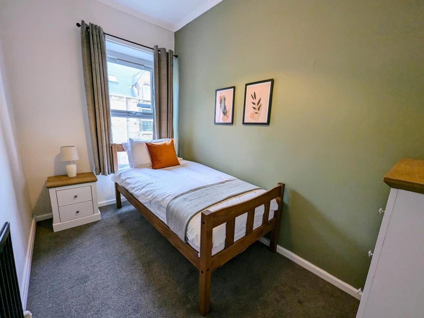 Spacious And Homey 4 Bedroom House Bishop Auckland Buitenkant foto
